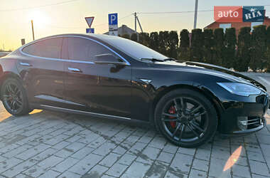 Лифтбек Tesla Model S 2013 в 