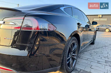 Лифтбек Tesla Model S 2013 в 