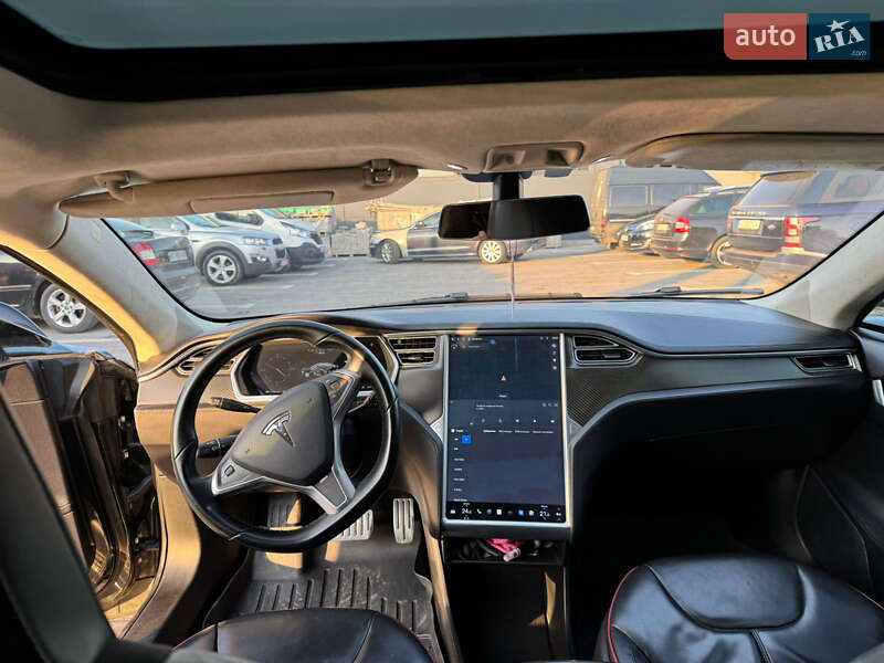 Ліфтбек Tesla Model S 2013 в Луцьку