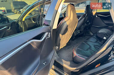 Лифтбек Tesla Model S 2013 в 