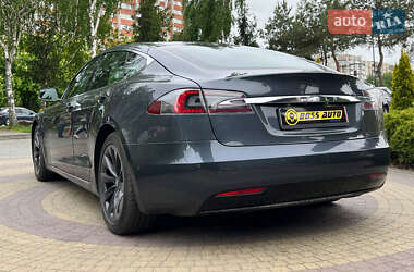 Лифтбек Tesla Model S 2019 в 