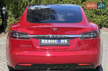 Ліфтбек Tesla Model S 2017 в 