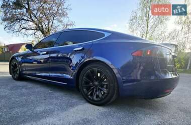 Лифтбек Tesla Model S 2016 в 