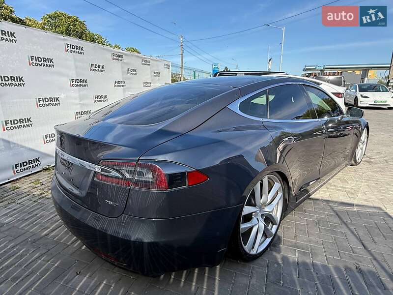 Ліфтбек Tesla Model S 2017 в Луцьку