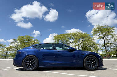 Лифтбек Tesla Model S 2021 в 