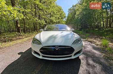 Tesla Model S 2015 Tesla Model S 2015