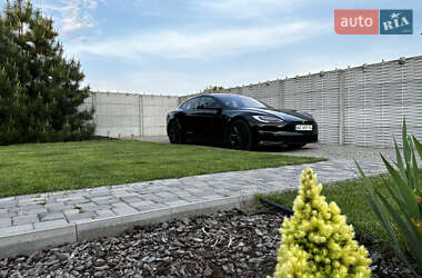 Лифтбек Tesla Model S 2021 в 