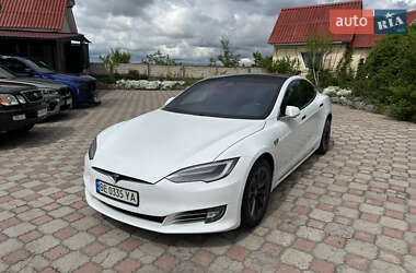 Лифтбек Tesla Model S 2020 в 
