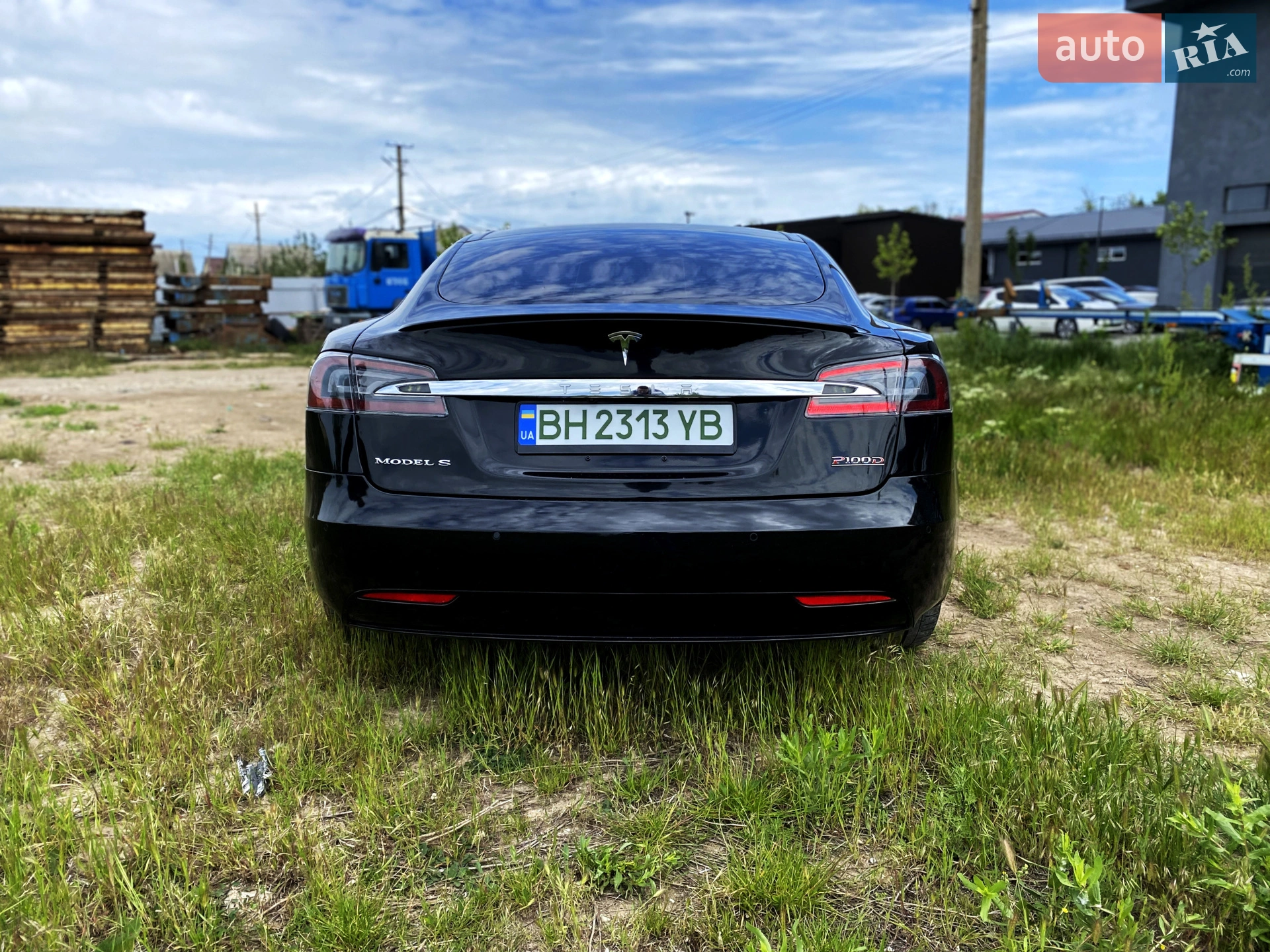 Tesla Model S 2017 VIN 5YJSA1E44HF191054 фото оголошення 5 з 30