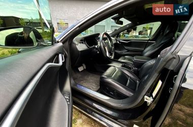 Лифтбек Tesla Model S 2017 в Одессе