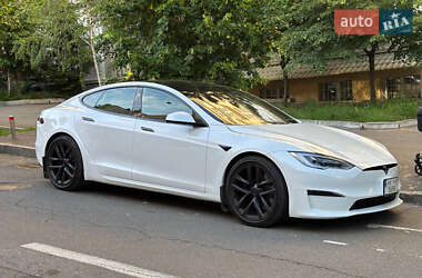 Tesla Model S 2022