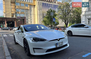 Лифтбек Tesla Model S 2022 в 