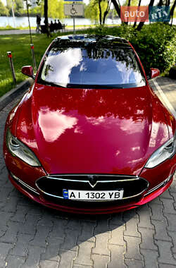 Лифтбек Tesla Model S 2014 в Киеве