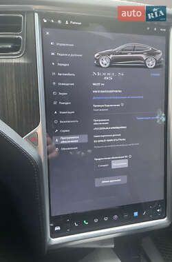 Лифтбек Tesla Model S 2013 в 