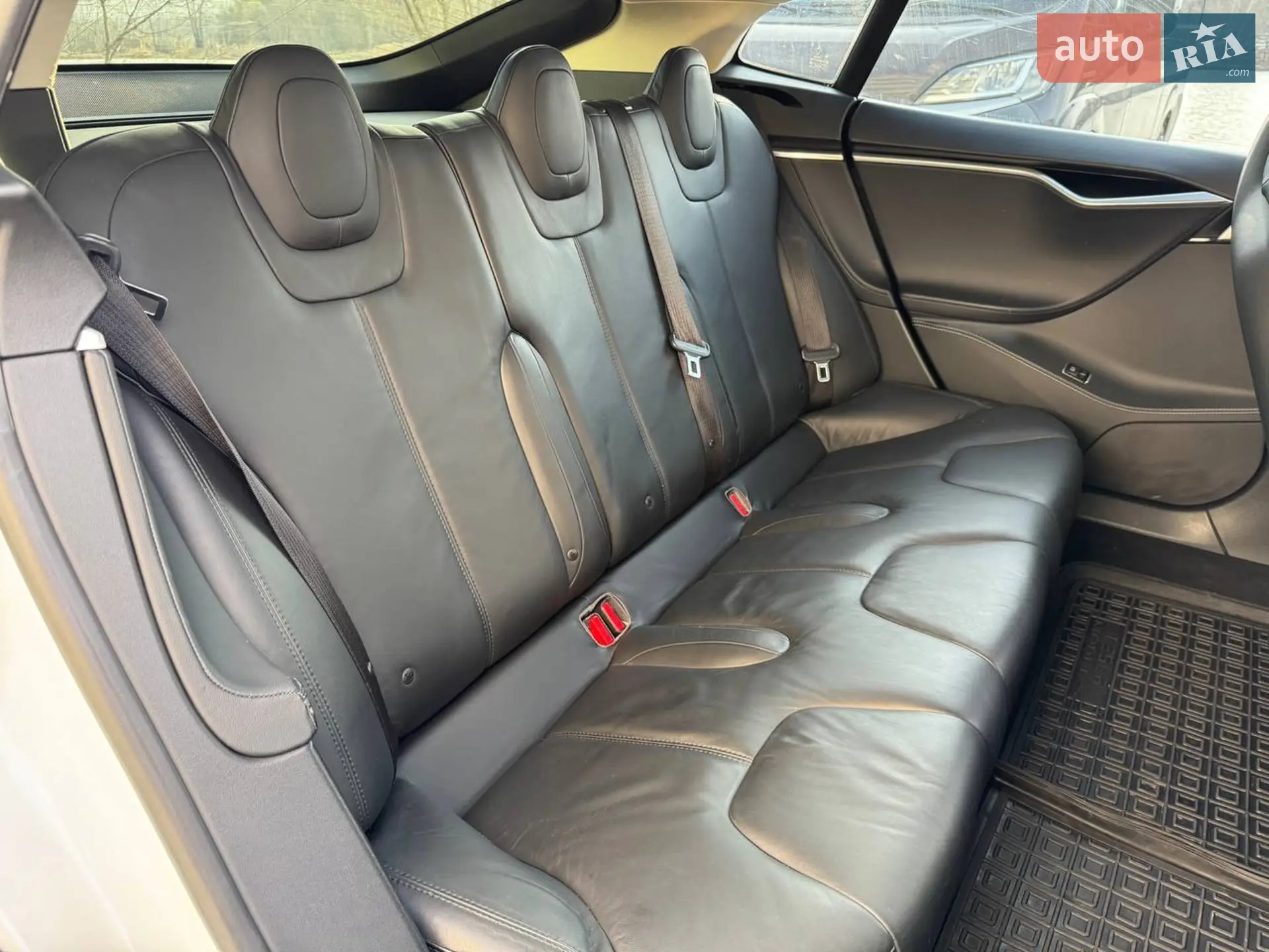 2013 Tesla Model S - мініатюра 15