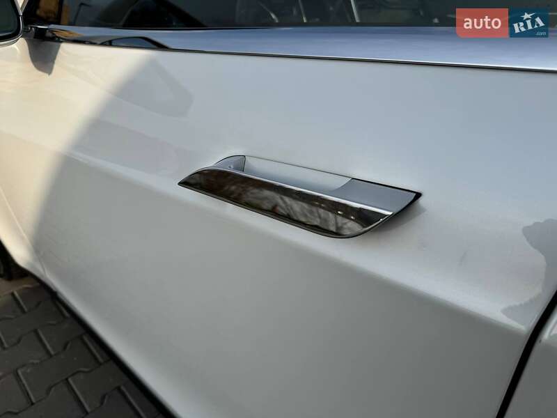 Лифтбек Tesla Model S 2013 в Ивано-Франковске