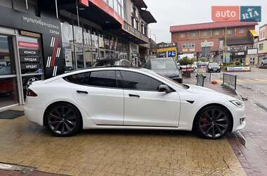Лифтбек Tesla Model S 2020 в Львове