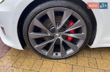 Лифтбек Tesla Model S 2020 в Львове