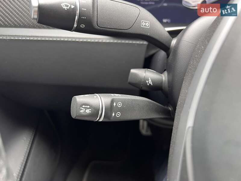 Ліфтбек Tesla Model S 2020 в Львові