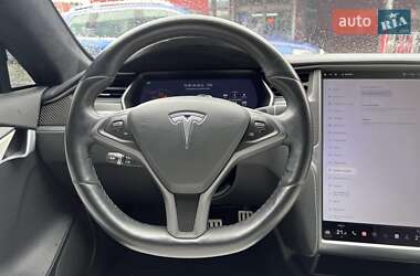 Лифтбек Tesla Model S 2020 в Львове
