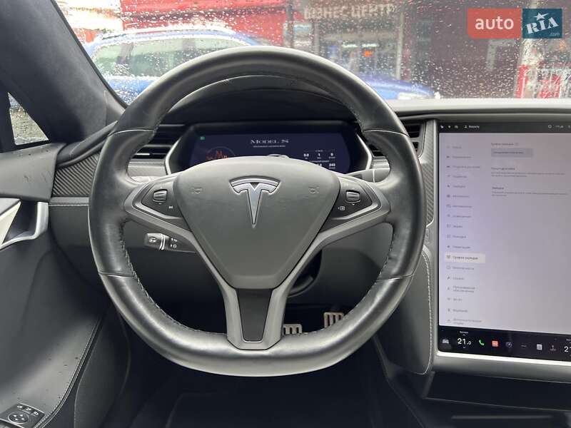 Ліфтбек Tesla Model S 2020 в Львові