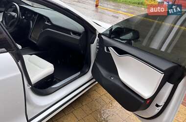 Лифтбек Tesla Model S 2020 в Львове