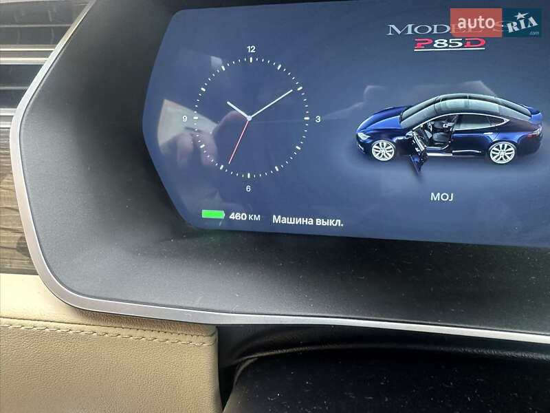 Ліфтбек Tesla Model S 2015 в Чернівцях