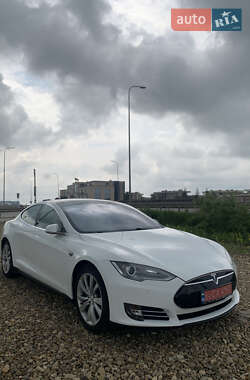 Tesla Model S 2015 Tesla Model S 2015