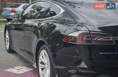 Лифтбек Tesla Model S 2017 в 