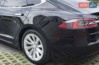 Лифтбек Tesla Model S 2017 в 