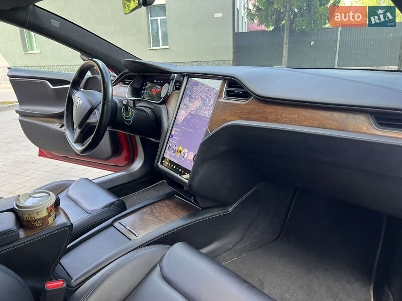 Лифтбек Tesla Model S 2020 в Ивано-Франковске