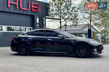 Лифтбек Tesla Model S 2018 в 