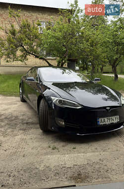 Ліфтбек Tesla Model S 2014 в Ірпені
