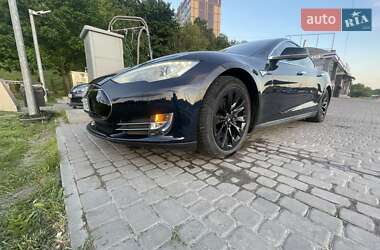 Ліфтбек Tesla Model S 2013 в 
