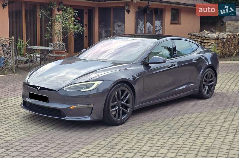 Ліфтбек Tesla Model S 2021 в Мукачевому