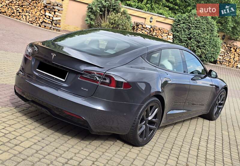 Ліфтбек Tesla Model S 2021 в Мукачевому