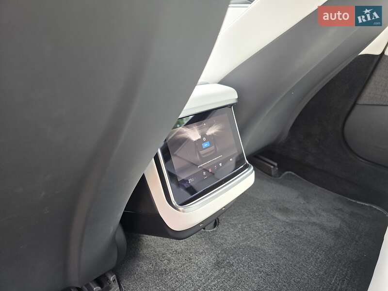 Ліфтбек Tesla Model S 2021 в Мукачевому фото 43 Ліфтбек Tesla Model S 2021 в Мукачевому