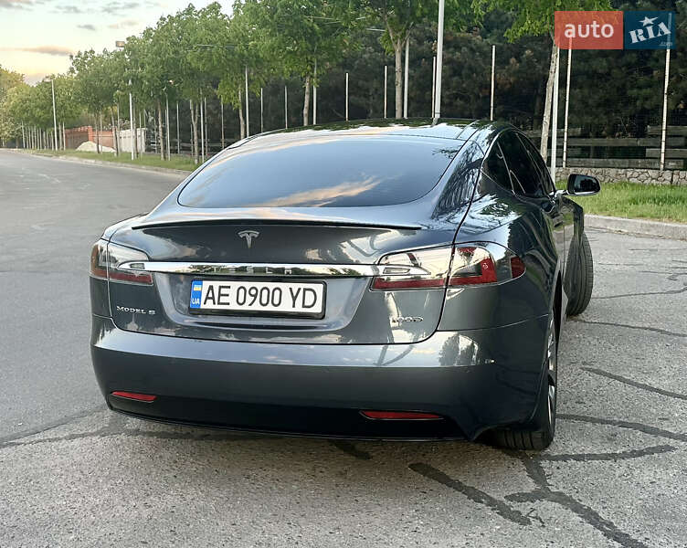 Лифтбек Tesla Model S 2018 в Днепре фото 19 Лифтбек Tesla Model S 2018 в Днепре