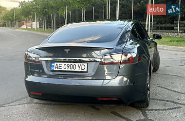 Лифтбек Tesla Model S 2018 в 
