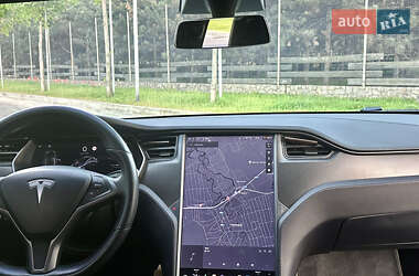 Лифтбек Tesla Model S 2018 в 