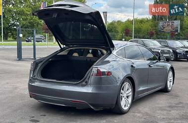 Лифтбек Tesla Model S 2013 в 