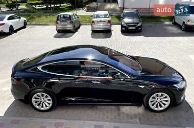 Лифтбек Tesla Model S 2014 в 