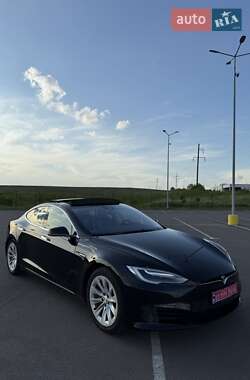 Tesla Model S 2016