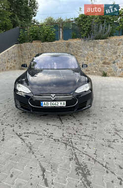 Ліфтбек Tesla Model S 2013 в 