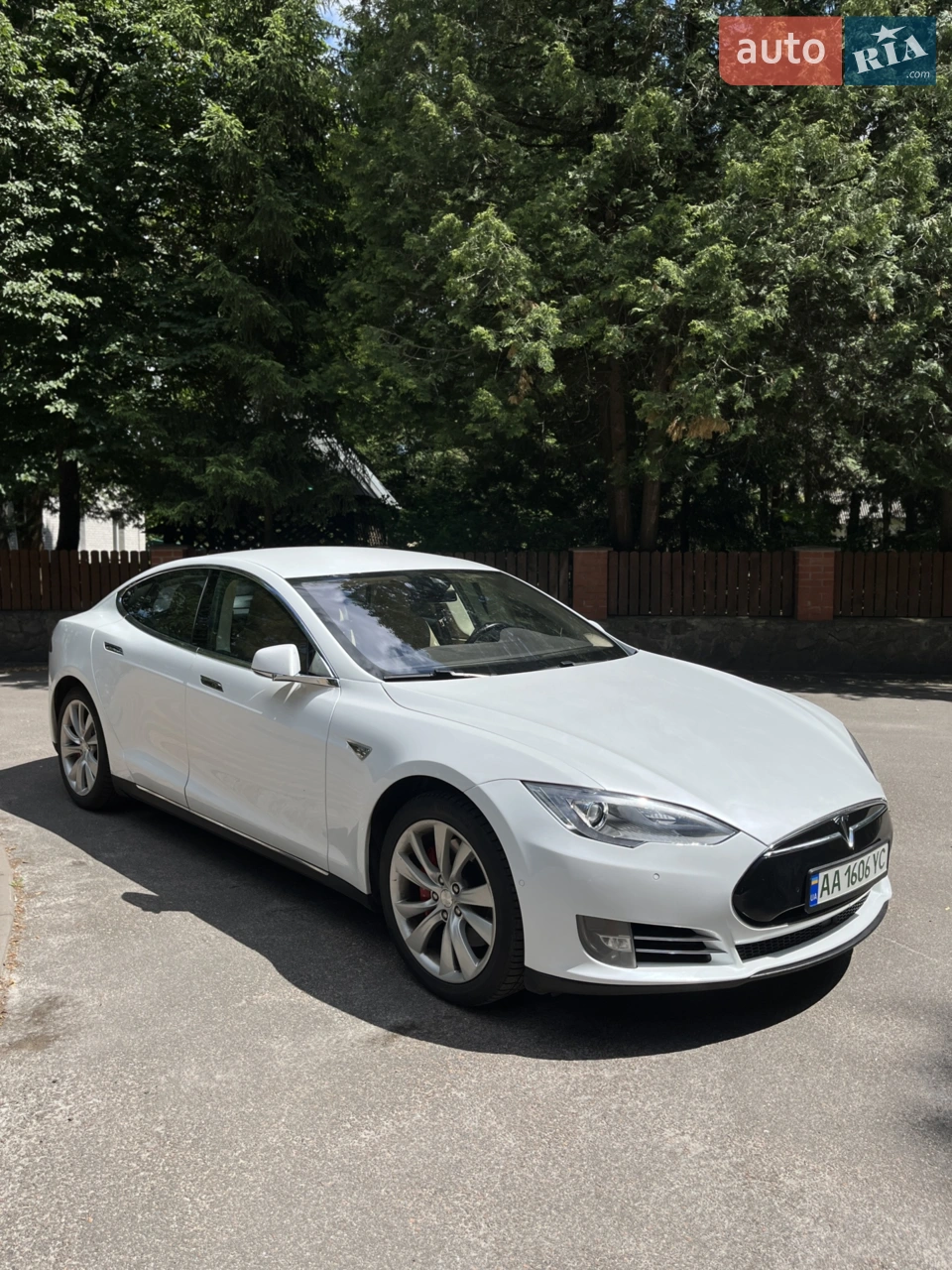 2014 Tesla Model S - мініатюра 17