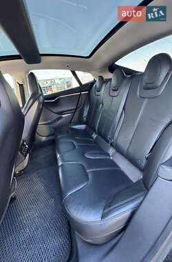 Ліфтбек Tesla Model S 2012 в 