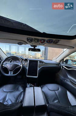 Ліфтбек Tesla Model S 2012 в 