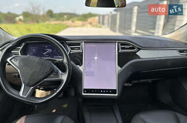 Лифтбек Tesla Model S 2016 в 