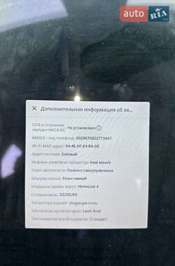 Лифтбек Tesla Model S 2016 в 