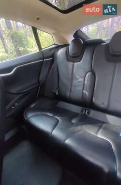 Ліфтбек Tesla Model S 2012 в 